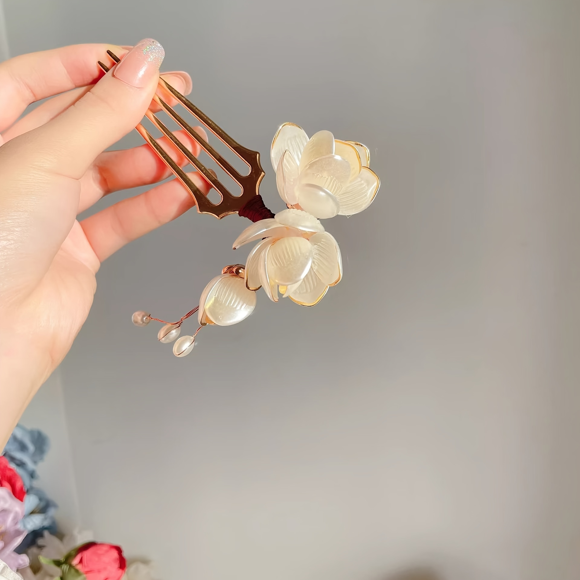 Tech Accessories For Women - Çin tarzı kabuk manolya çiçek saç